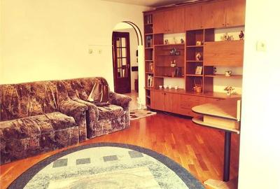 Apartament cu 3 camere decomandat în Central - 3