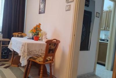 Apartament 2 camere, etaj 2/4, zona Garii - 2