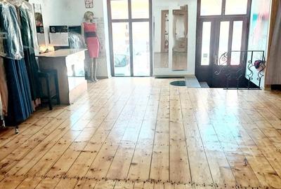 Spațiu comercial, de 56 mp, în Central - 11