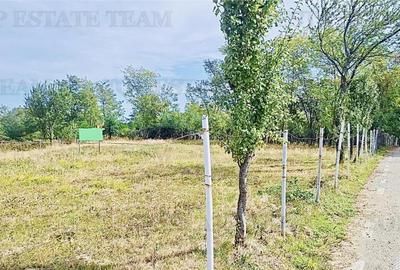 Teren de , 1500 mp, platou montan, cu toate utilitatile, zo - 9