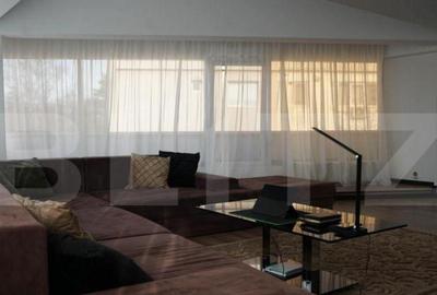 Apartament cu 5 camere decomandat în Policlinica - 2