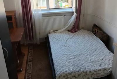 Garsonieră nedecomandată în Decebal