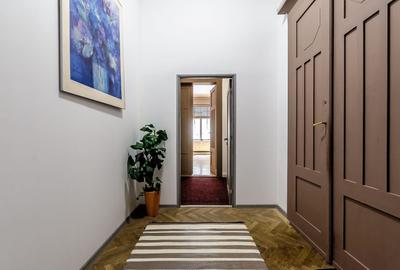 Apartament ULTRACENTRAL cu 3 camere, la cheie, renovat recent - 7