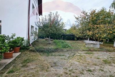 Casă cu 5 camere cu Teren 3072 Mp în Cicârlău - 13