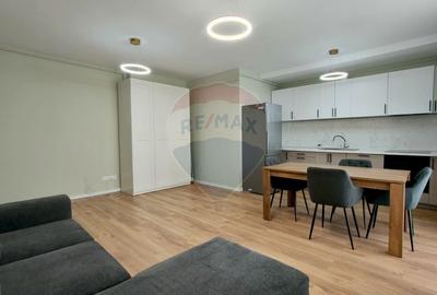 Apartament cu 3 camere decomandat, mobilat în Florești