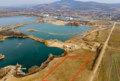 Teren agricol intravilan de 9000 mp, în Ghioroc - 1