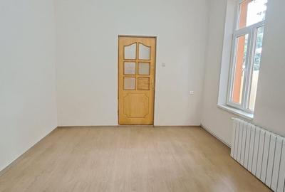 Tineretului, Dimitrie Cantemir, casa 2 camere, curte, 350 m de metrou Tineretului, Dimitrie Cantemir, casa 2 camere, curte, 350 m de metrou - 2