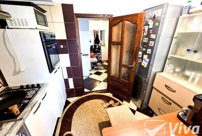 Apartament cu 3 camere decomandat, mobilat în Nicolina - 10