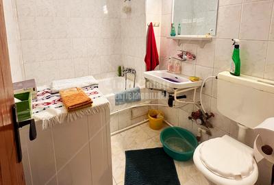 | Aparatament cu 2 camere | Tiglina 1 | Semimobilat | Etaj 3 | - 4