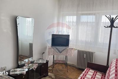 Apartament cu 3 camere semidecomandat, mobilat în Podgoria - 9