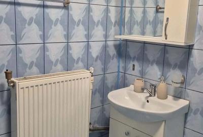 Apartament cu 2 camere decomandat în Vitan