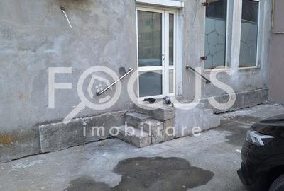 Spațiu comercial, de 160 mp, în Central - 7