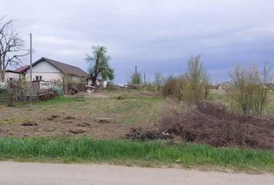 Teren de 5700 mp, în Teleac - 2