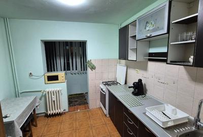 Inchiriez apartament doua camere in Micalaca zona 300 - 8