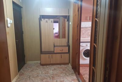Apartament doua camere mobilat etaj 1 bucatarie mare Cornisa Scoala 10 - 31