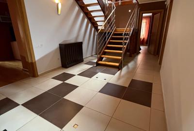 Casă cu 6 camere cu Teren 500 Mp în Cioplea - 12