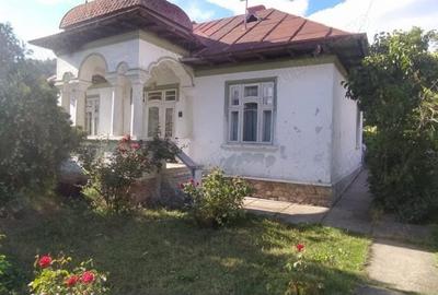 Casă cu 6 camere cu Teren 777 Mp în Târgu Neamț - 8