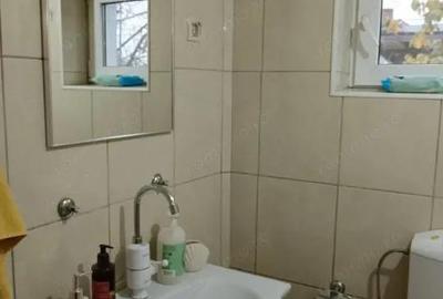 Casă cu Canalizare în Lascăr Catargiu - 1