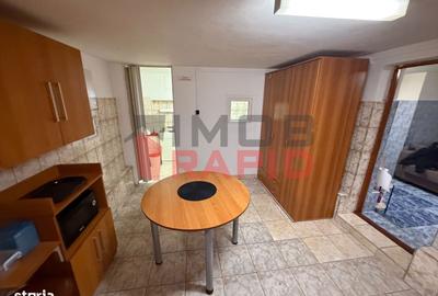Spațiu comercial, de 147 mp, în Central - 3
