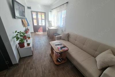 Casă cu 5 camere cu Teren 181 Mp în Chercea - 2