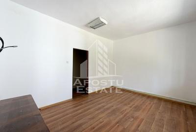 Casă individuală cu 7 camere cu Canalizare în Sânandrei - 12