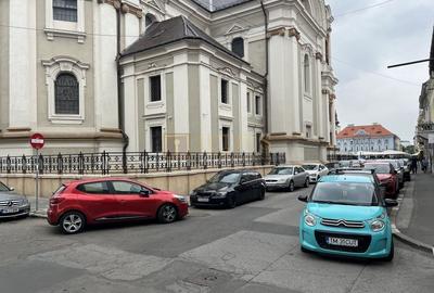 Piata Unirii; dormitor +birou;parcare privata si boxa (centrala proprie si ctr.) Piata Unirii; dormitor +birou;parcare privata si boxa (centrala proprie si ctr.) - 2