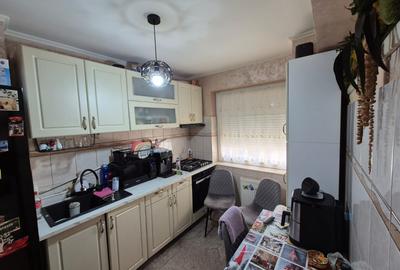 Apartament cu 2 camere decomandat, mobilat în Kamsas - 11