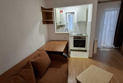 Garsonieră nedecomandată în Central - 5