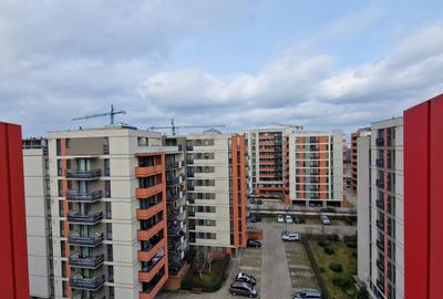Apartament cu 3 camere semidecomandat în Torontalului