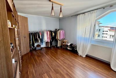 Apartament cu 3 camere semidecomandat, mobilat în Florești - 7