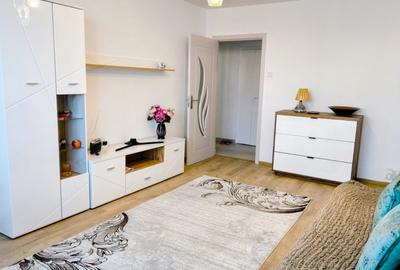 Apartament 3 camere, mobilat si utilat, prima închiriere. Apartament 3 camere, mobilat si utilat, prima închiriere. - 2