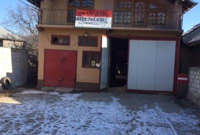 Vanzare Casa (hala )sediu firma - ,birouri,curte betonata - 1