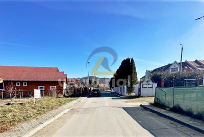 Teren de 2500 mp, în Central - 1