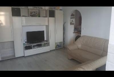 Apartament cu 3 camere decomandat, mobilat în Central - 1