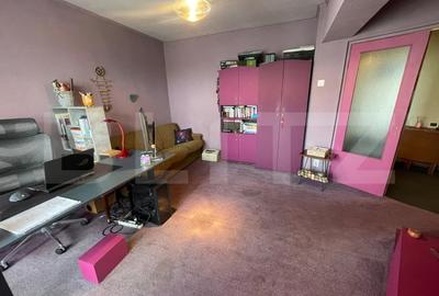Apartament de vanzare, cu 3 camere, decomandat, 87 mp, zona Gara - 2