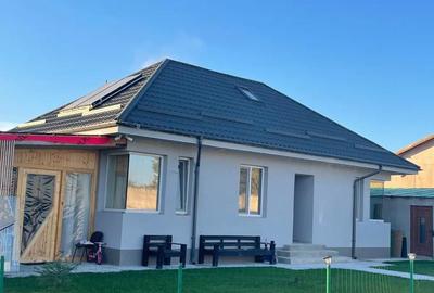 Casă cu 3 camere cu Teren 274 Mp în Central