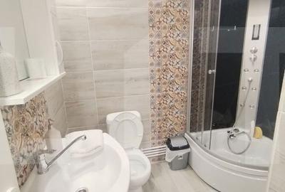 Spațiu comercial, de 120 mp, în Central - 4