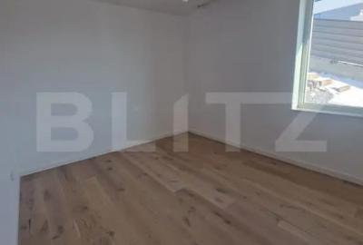 Casă cu 8 camere cu Teren 860 Mp în Central - 1