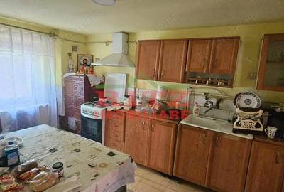 Casă cu 4 camere cu Teren 977 Mp în Central - 15