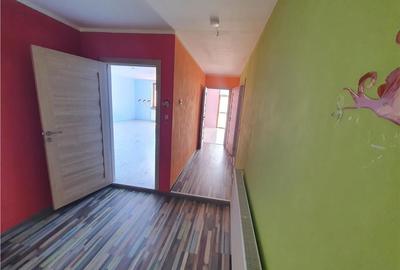 Vilă Spațioasă cu Potențial Multiplu ?n Zona Terezian Sibiu - 28