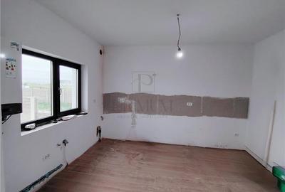 Duplex cu 5 camere cu Canalizare în Moșnița Veche - 4