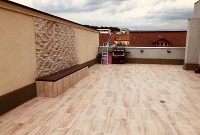 Apartament tip penthouse de inchiriat - 1