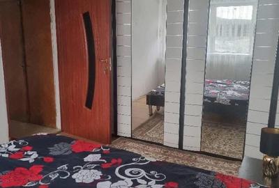 Apartament cu 4 camere decomandat în Central - 2
