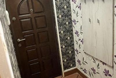 Apartament cu 3 camere în Micro 3 - 3