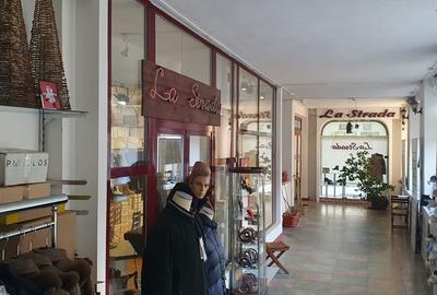 Spațiu comercial, de 120 mp, în Central - 3