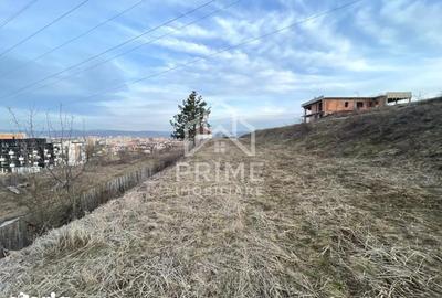 Teren de 700 mp, în Central