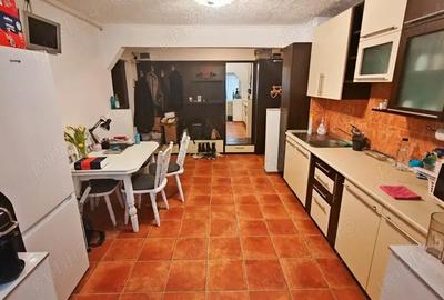 Apartament cu 2 camere decomandat în Central - 4