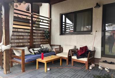 Casă cu 4 camere cu Teren 306 Mp în Moșnița Veche