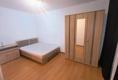 Garsonieră semidecomandată în UMT - 1
