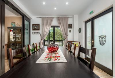 CASA DE ODIHNA PENTRU TINE SI AI TAI MUȘTERII - 8